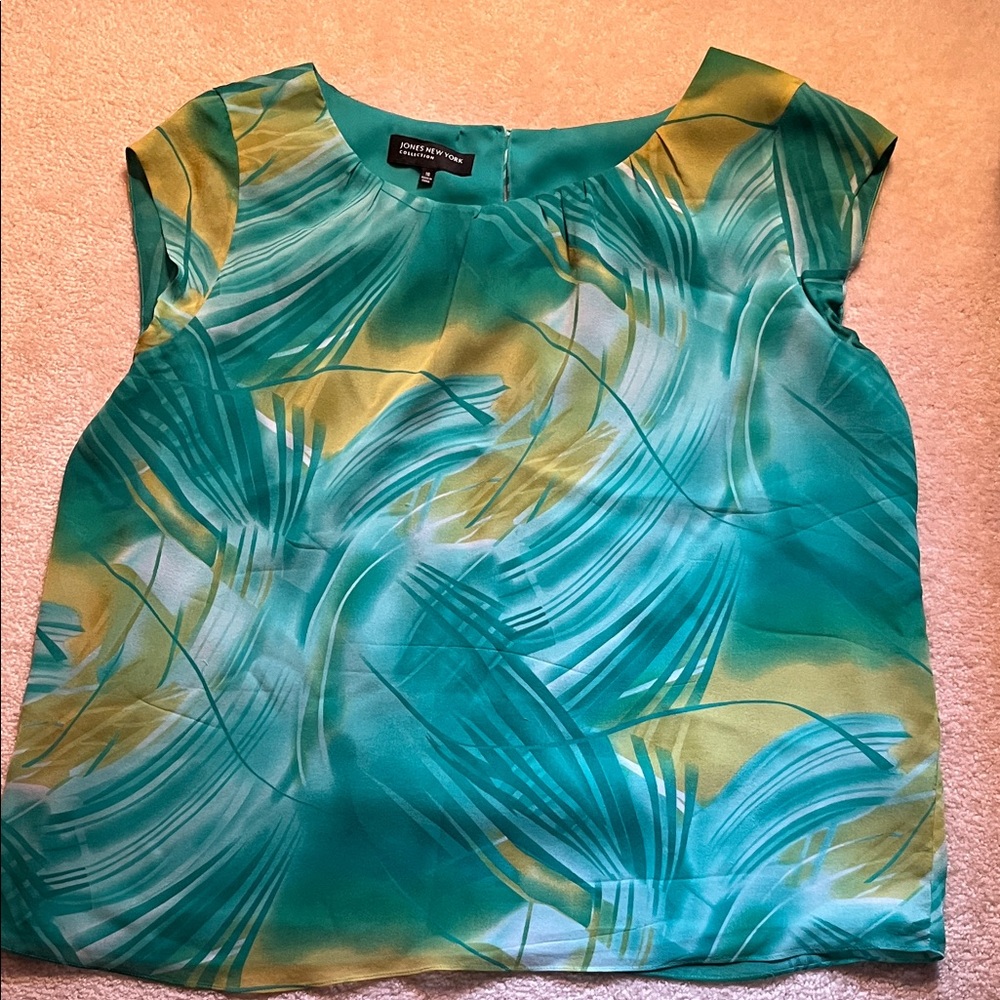 Jones New York silk green and Yellow Blouse sz 16